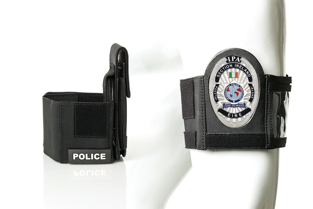 Armbinde mit Badge "Remarkable" IPA Irland