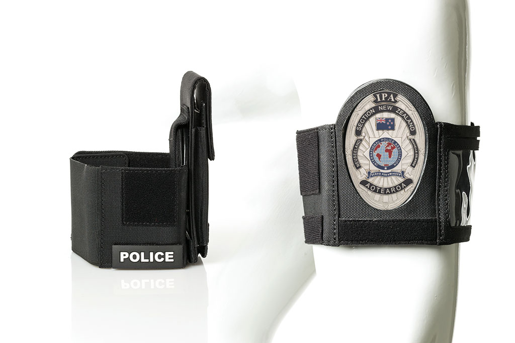 Armbinde mit Badge "Remarkable" IPA Neuseeland