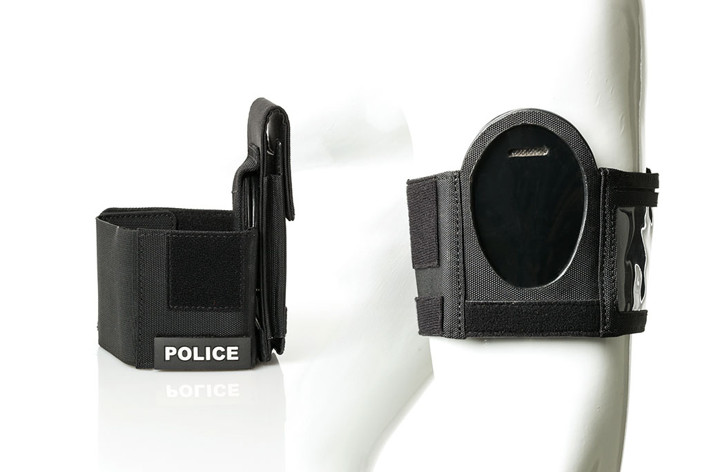 Armband "Remarkable" (without badge)