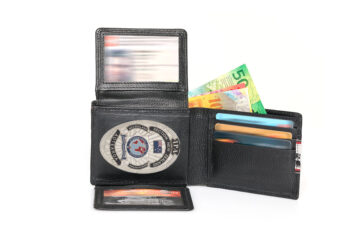 Lederetui "Swiss Folklore line" IPA Neuseeland