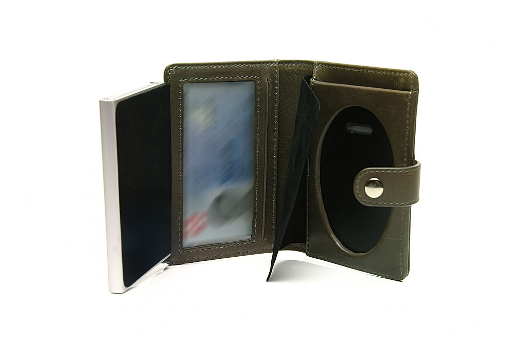 Leather case "Priority" (without badge)