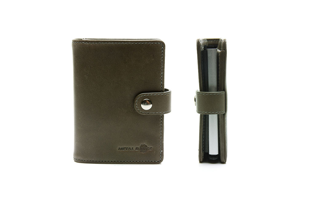 Leather case "Priority" (without badge)