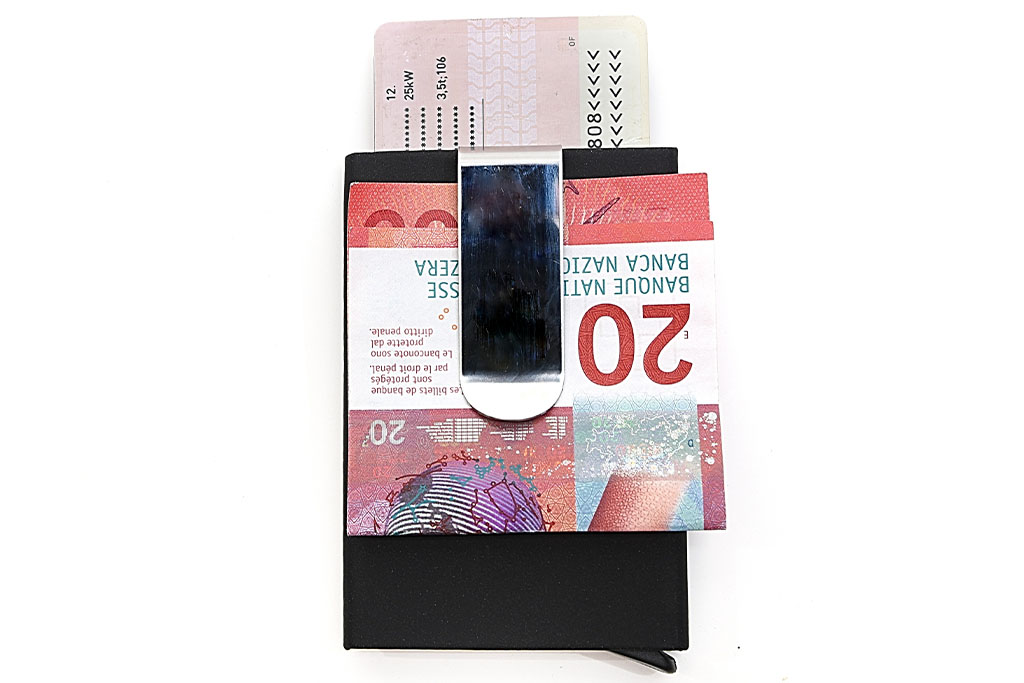 Aluminium credit card box "The Black Box" Firefighter, engraving