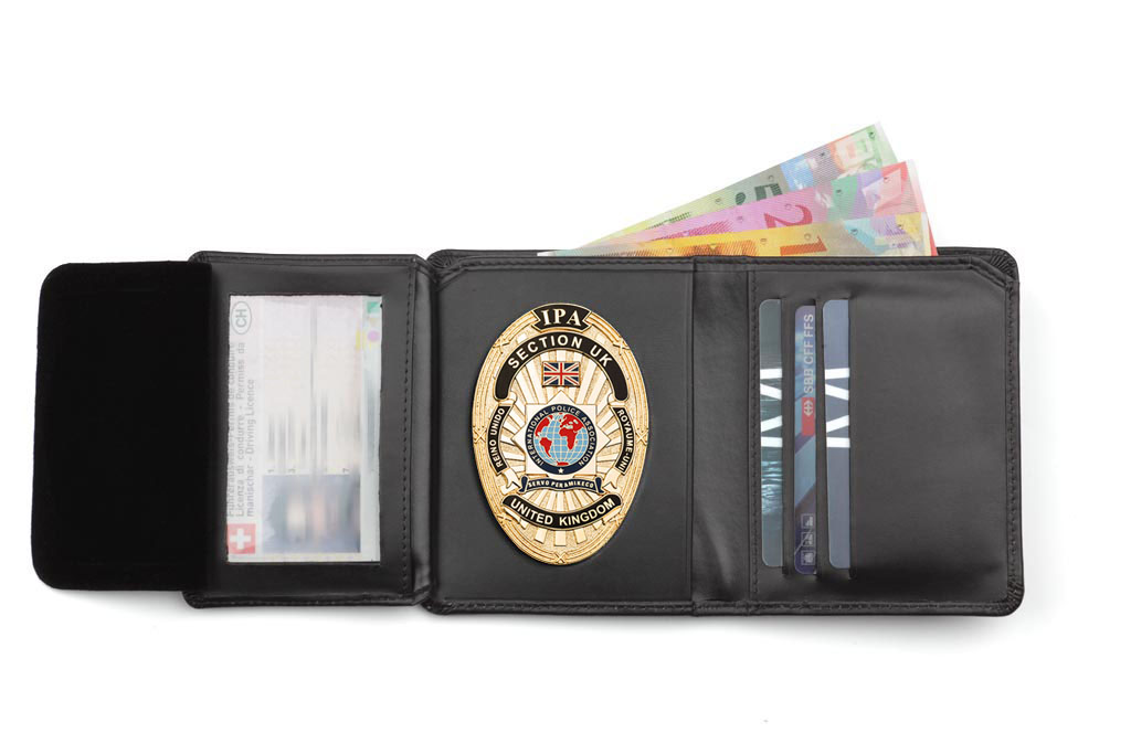 Leather wallet "Global" IPA UK