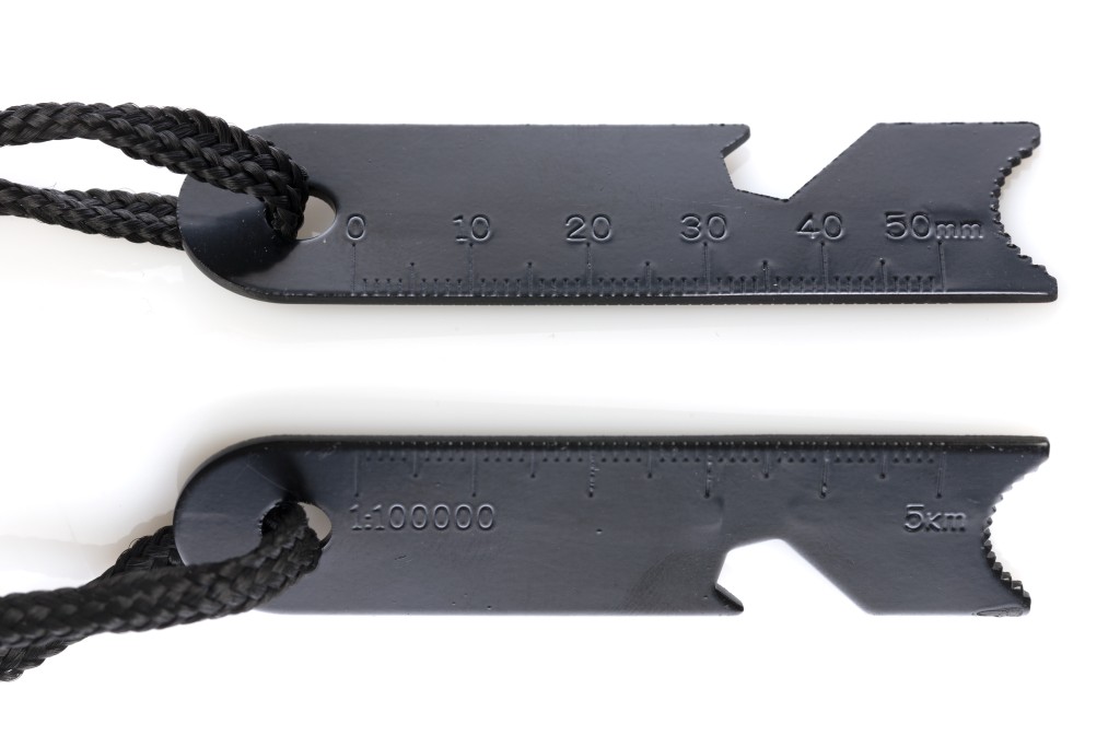 Pierre à feu de survie 3 en 1 pour usage en extérieur