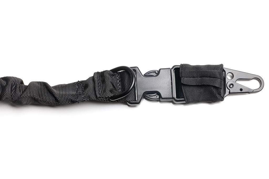 Tactical bungee rifle sling with shoulder pads - black