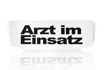 Arzt im Einsatz Kunststoff-Schild