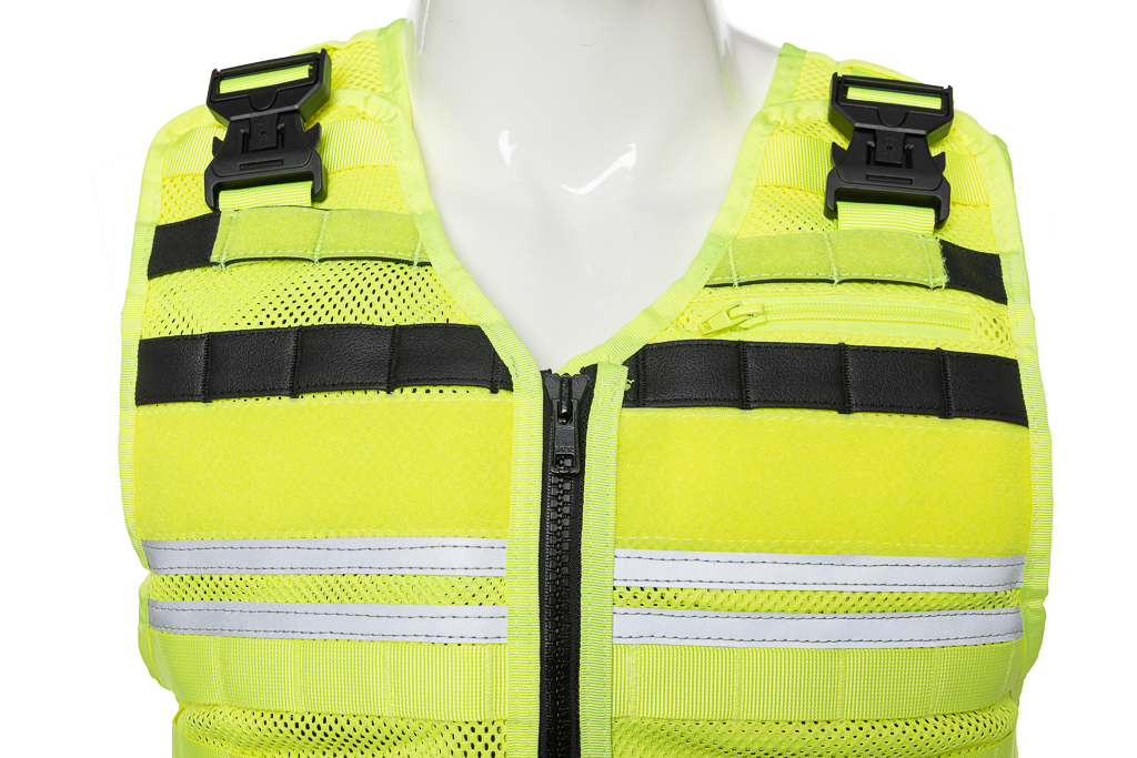 Gilet antilacérations avec réflecteurs 3M sur tout le pourtour