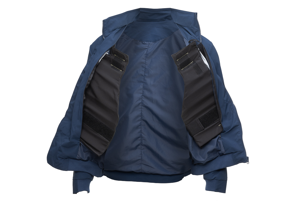 Veste tendance résistante antilacérations et perforation de « Armadillo », bleu foncé