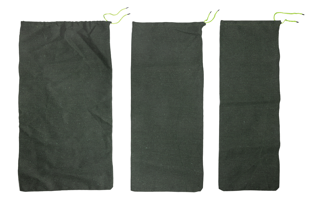 Hochwasserschutz / Sandsäcke leer